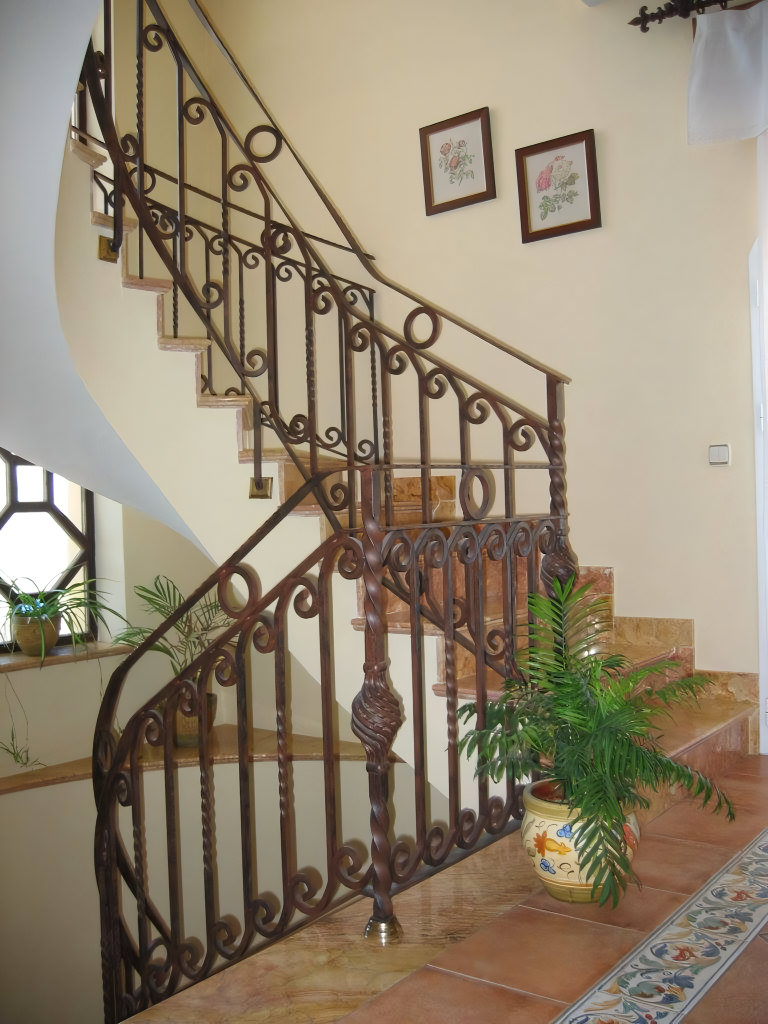 464552220_8539553329425311_2676619709081128691_n_waifu2x_photo_noise2_scale